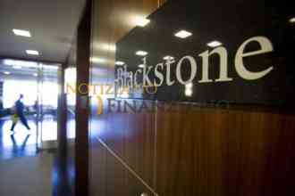 Blackstone torna in prima linea per l'acquisto dell'ex sede di Unicredit