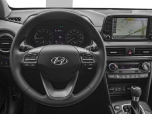 Citroen DS3 Crossback E-Tense sfida Hyundai Kona