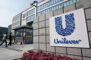 I lavoratori Unilever di Sanguinetto hanno scioperato per chiedere il mantenimento della produzione del dado Knorr nel loro stabilimento