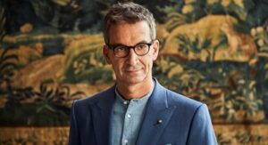 Yoox Net-a-porter group nomina Geoffroy Lefebvre, attualmente direttore della distribuzione digitale di Richemont, come nuovo ceo a partire dal 4 gennaio 2021.